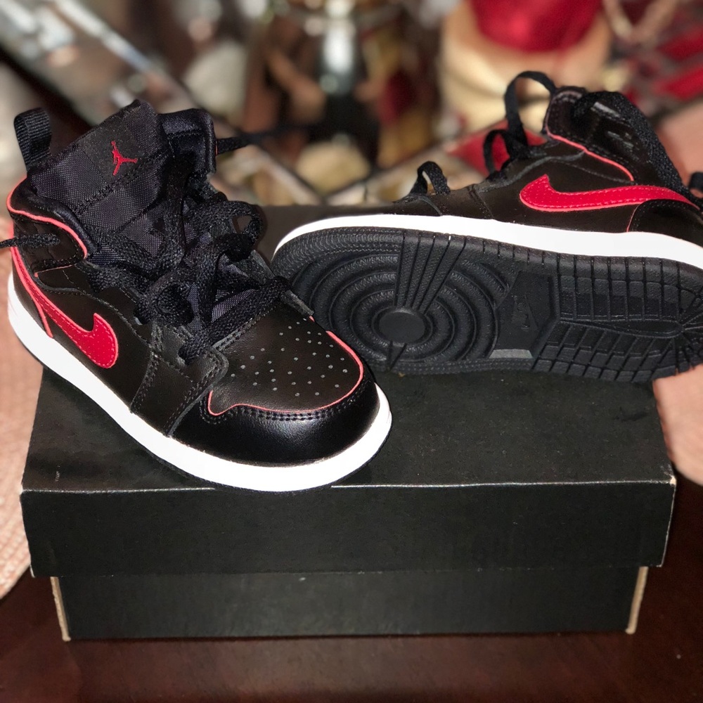 Kids Jordan 1